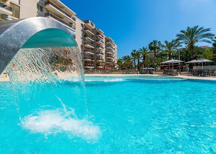 Rentalmar Salou Playa Family Suites & Pool